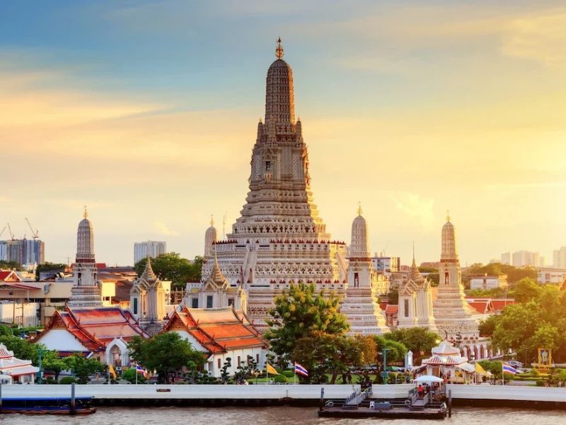 Chùa Wat Arun - Chùa Bình Minh